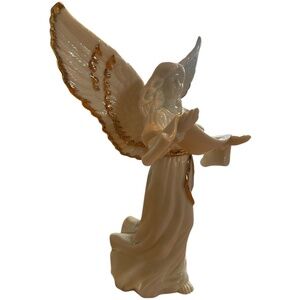 Mikasa fine bone China, retired “holiday elegance” Angel.